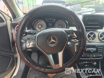 2015 Mercedes-Benz GLA 250 4MATIC - zdjęcie 10 z 19 - miniatura