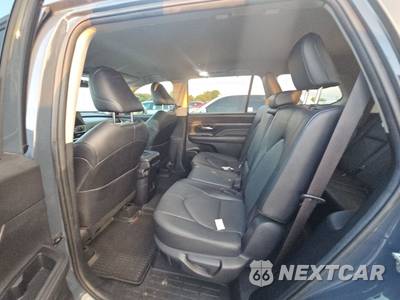 2024 Toyota Grand Highlander XLE - zdjęcie 13 z 38 - miniatura