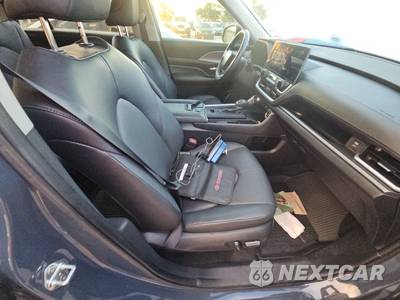 2024 Toyota Grand Highlander XLE - zdjęcie 8 z 38 - miniatura