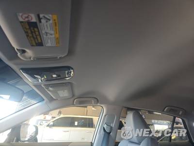2021 Toyota Venza LE - zdjęcie 17 z 29 - miniatura
