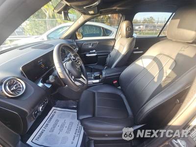 2021 Mercedes-Benz GLB 250 - zdjęcie 7 z 19 - miniatura