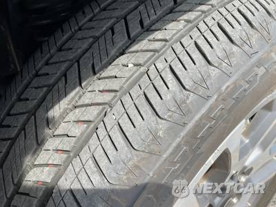 2025 Toyota Tundra i-FORCE MAX 1794 Edition Crew Cab Short Bed - zdjęcie 13 z 36 - miniatura