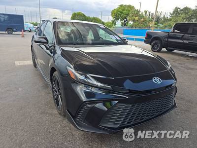 2025 Toyota Camry SE - zdjęcie 3 z 23 - miniatura