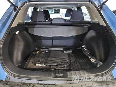 2026 Toyota Corolla Cross LE - zdjęcie 16 z 22 - miniatura