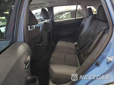 2026 Toyota Corolla Cross LE - zdjęcie 13 z 22 - miniatura