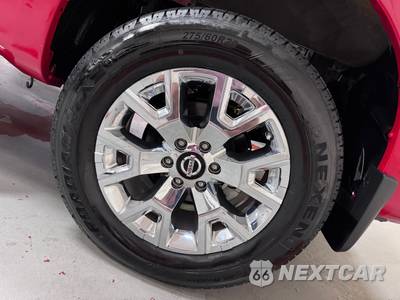 2021 Nissan TITAN SV Crew Cab Short Bed - zdjęcie 10 z 24 - miniatura