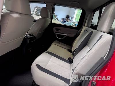 2021 Nissan TITAN SV Crew Cab Short Bed - zdjęcie 16 z 24 - miniatura