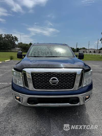 2017 Nissan TITAN SV Crew Cab Short Bed - zdjęcie 2 z 18 - miniatura