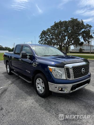 2017 Nissan TITAN SV Crew Cab Short Bed - zdjęcie 3 z 18 - miniatura