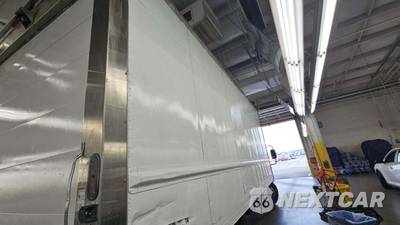 2015 Isuzu NRR Base Low Tilt - zdjęcie 29 z 34 - miniatura