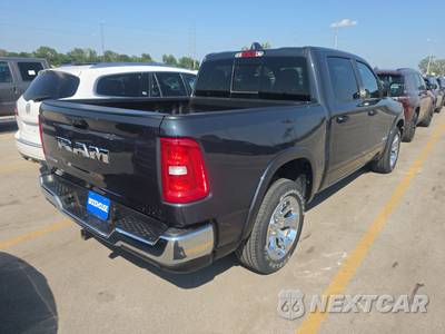 2025 Ram 1500 Big Horn Crew Cab Short Bed - zdjęcie 4 z 18 - miniatura