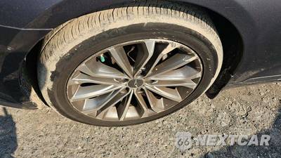 2015 Hyundai Genesis 3.8 Sedan - zdjęcie 18 z 33 - miniatura