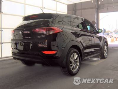 2018 Hyundai Tucson SE - zdjęcie 4 z 23 - miniatura