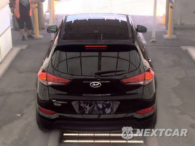 2018 Hyundai Tucson SE - zdjęcie 5 z 23 - miniatura