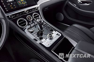 2020 Bentley Continental GT W12 - zdjęcie 57 z 72 - miniatura