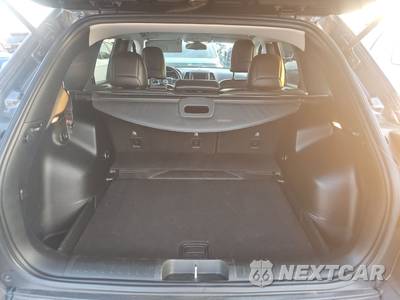 2019 Jeep Cherokee Latitude Plus - zdjęcie 16 z 18 - miniatura