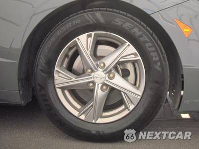 2021 Hyundai Sonata SE - zdjęcie 10 z 33 - miniatura