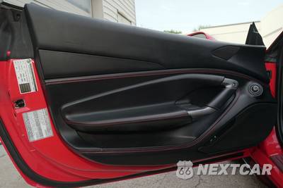 2021 Ferrari F8 Spider Convertible - zdjęcie 23 z 33 - miniatura