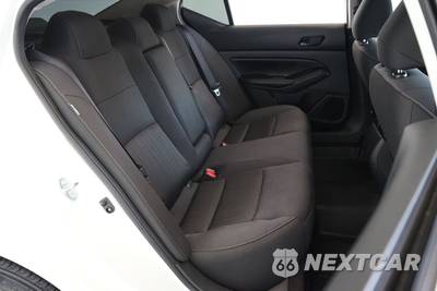 2025 Nissan Altima SV - zdjęcie 16 z 25 - miniatura