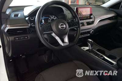 2025 Nissan Altima SV - zdjęcie 7 z 25 - miniatura