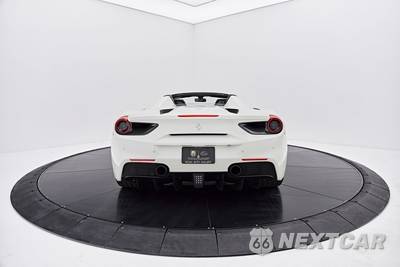 2018 Ferrari 488 Spider Convertible - zdjęcie 19 z 50 - miniatura