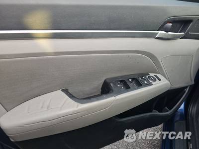 2019 Hyundai Elantra Value Edition Sedan - zdjęcie 9 z 23 - miniatura