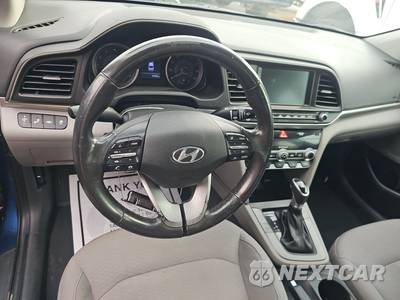 2019 Hyundai Elantra Value Edition Sedan - zdjęcie 10 z 23 - miniatura