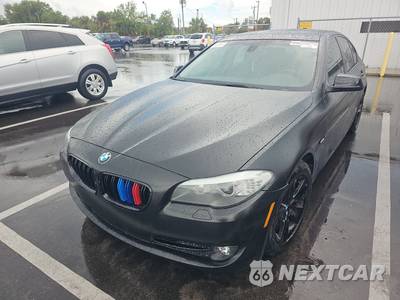 2013 BMW 5 Series Sedan 528i