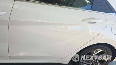 2025 Hyundai Elantra Hybrid Limited - zdjęcie 21 z 26 - miniatura