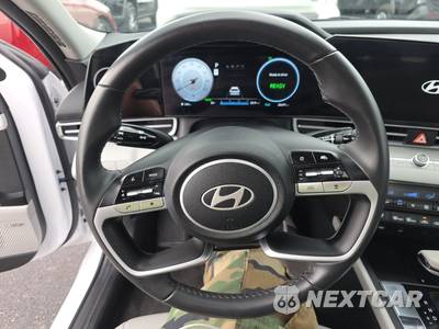 2025 Hyundai Elantra Hybrid Limited - zdjęcie 10 z 26 - miniatura
