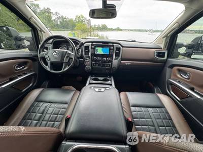 2018 Nissan TITAN XD Platinum Reserve Crew Cab Medium Bed - zdjęcie 32 z 55 - miniatura