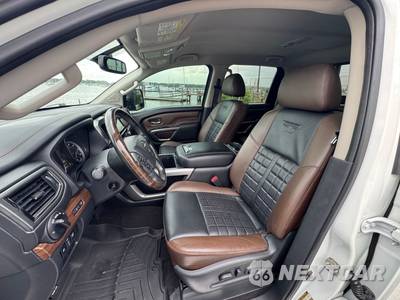 2018 Nissan TITAN XD Platinum Reserve Crew Cab Medium Bed - zdjęcie 43 z 55 - miniatura