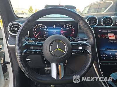 2025 Mercedes-Benz GLC 300 - zdjęcie 10 z 24 - miniatura