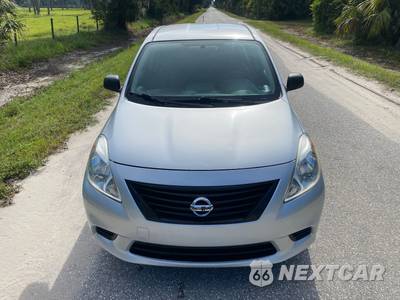 2013 Nissan Versa 1.6 S Plus - zdjęcie 1 z 37 - miniatura