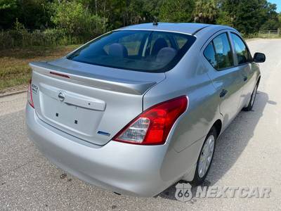 2013 Nissan Versa 1.6 S Plus - zdjęcie 4 z 37 - miniatura