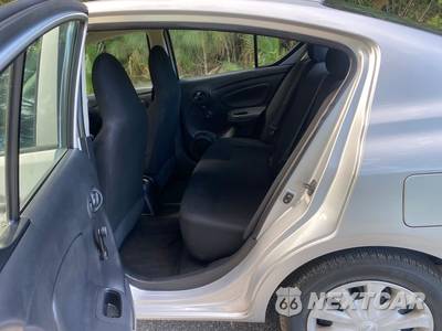 2013 Nissan Versa 1.6 S Plus - zdjęcie 16 z 37 - miniatura