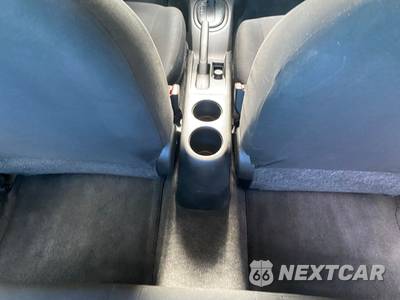 2013 Nissan Versa 1.6 S Plus - zdjęcie 28 z 37 - miniatura