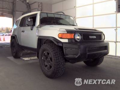 2008 Toyota FJ Cruiser w/Rear Doors - zdjęcie 3 z 57 - miniatura
