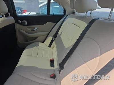 2016 Mercedes-Benz C 300 4MATIC - zdjęcie 16 z 26 - miniatura