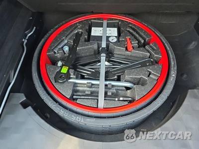 2019 Porsche Cayenne - zdjęcie 7 z 26 - miniatura