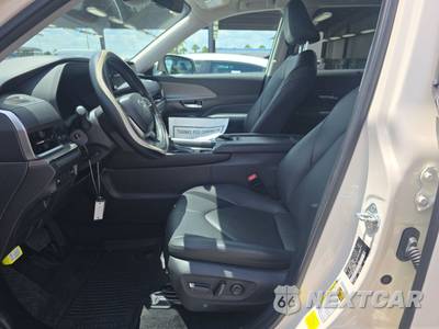 2024 Toyota Grand Highlander XLE - zdjęcie 7 z 20 - miniatura