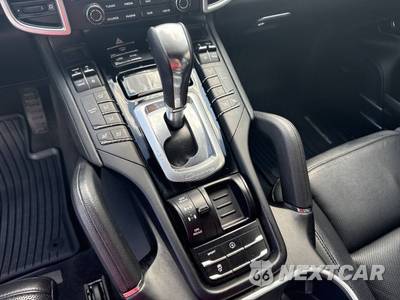 2017 Porsche Cayenne Platinum Edition - zdjęcie 38 z 42 - miniatura