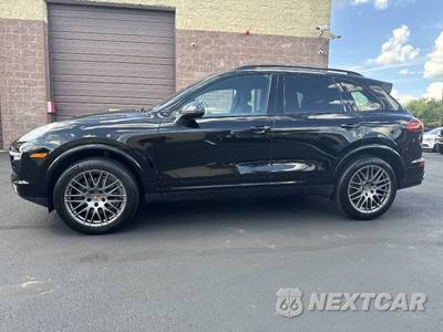 2017 Porsche Cayenne Platinum Edition - zdjęcie 2 z 42 - miniatura