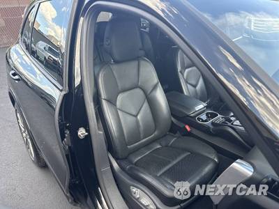 2017 Porsche Cayenne Platinum Edition - zdjęcie 29 z 42 - miniatura