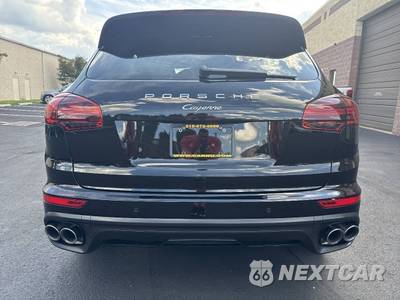 2017 Porsche Cayenne Platinum Edition - zdjęcie 13 z 42 - miniatura