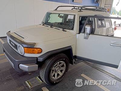 2014 Toyota FJ Cruiser w/Rear Doors