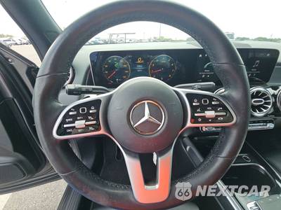 2020 Mercedes-Benz GLB 250 4MATIC - zdjęcie 10 z 24 - miniatura