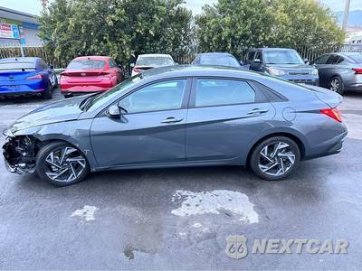 2025 Hyundai Elantra Hybrid SEL Sport - zdjęcie 5 z 10 - miniatura