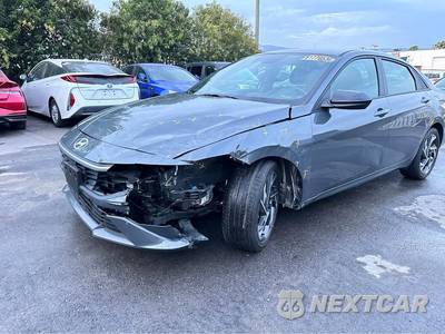 2025 Hyundai Elantra Hybrid SEL Sport - zdjęcie 3 z 10 - miniatura