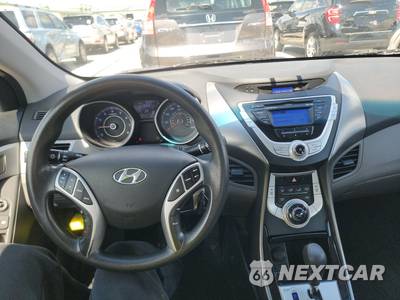 2011 Hyundai Elantra GLS Sedan - zdjęcie 17 z 39 - miniatura